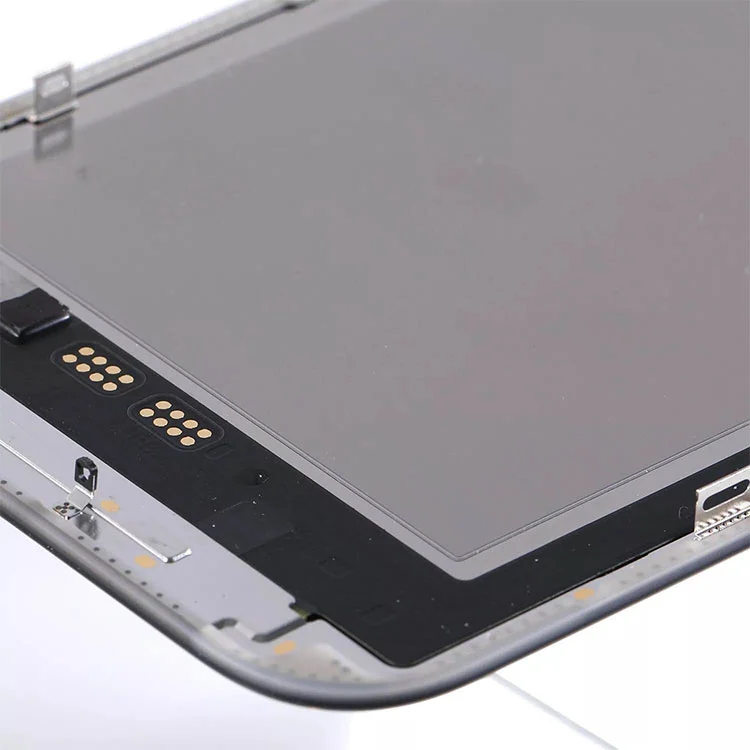 16 kasama ang mga LCD screen
