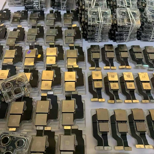 Ano ang halaga ng ginamit na pagbili ng camera?